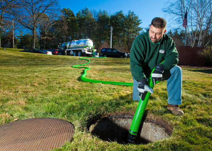 septic system pumping